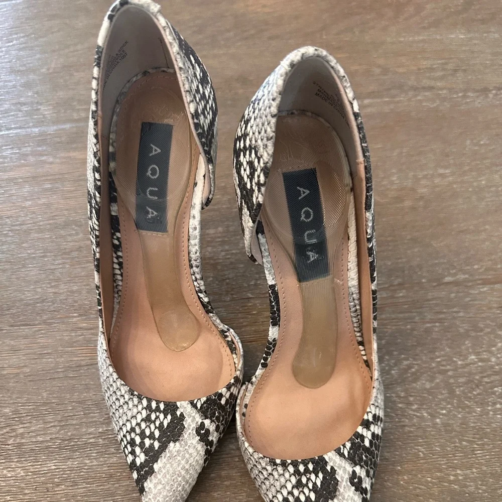 Aqua Heels - Picture 4 of 4